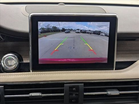 Used 2020 Lincoln Corsair Reserve image 14