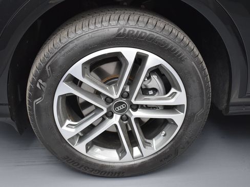 New 2026 Audi Q5 Premium AWD/4WD image 23