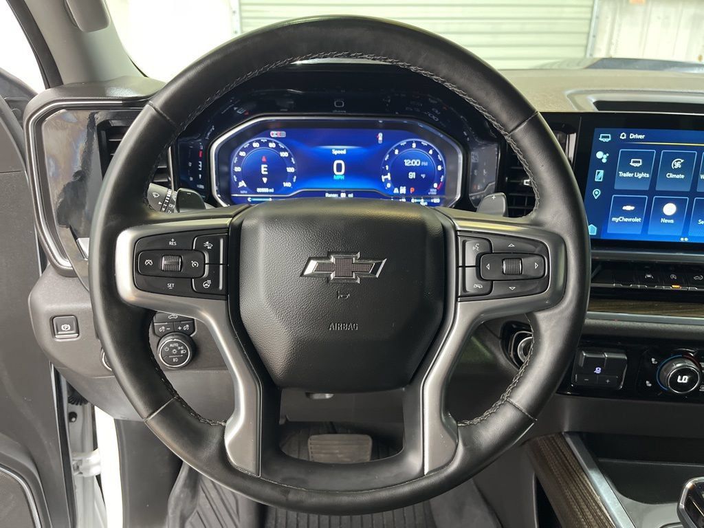 Used 2024 Chevrolet Silverado 1500 LT Trail Boss w/ Protection Package AWD/4WD image 18