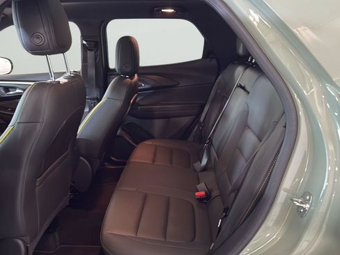 Used 2024 Chevrolet TrailBlazer ACTIV w/ Convenience Package AWD/4WD image 14