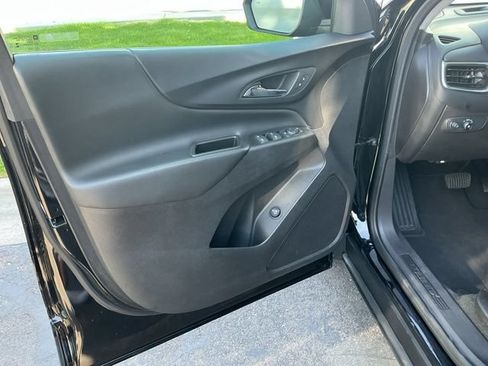 Used 2024 Chevrolet Equinox LT AWD/4WD image 18