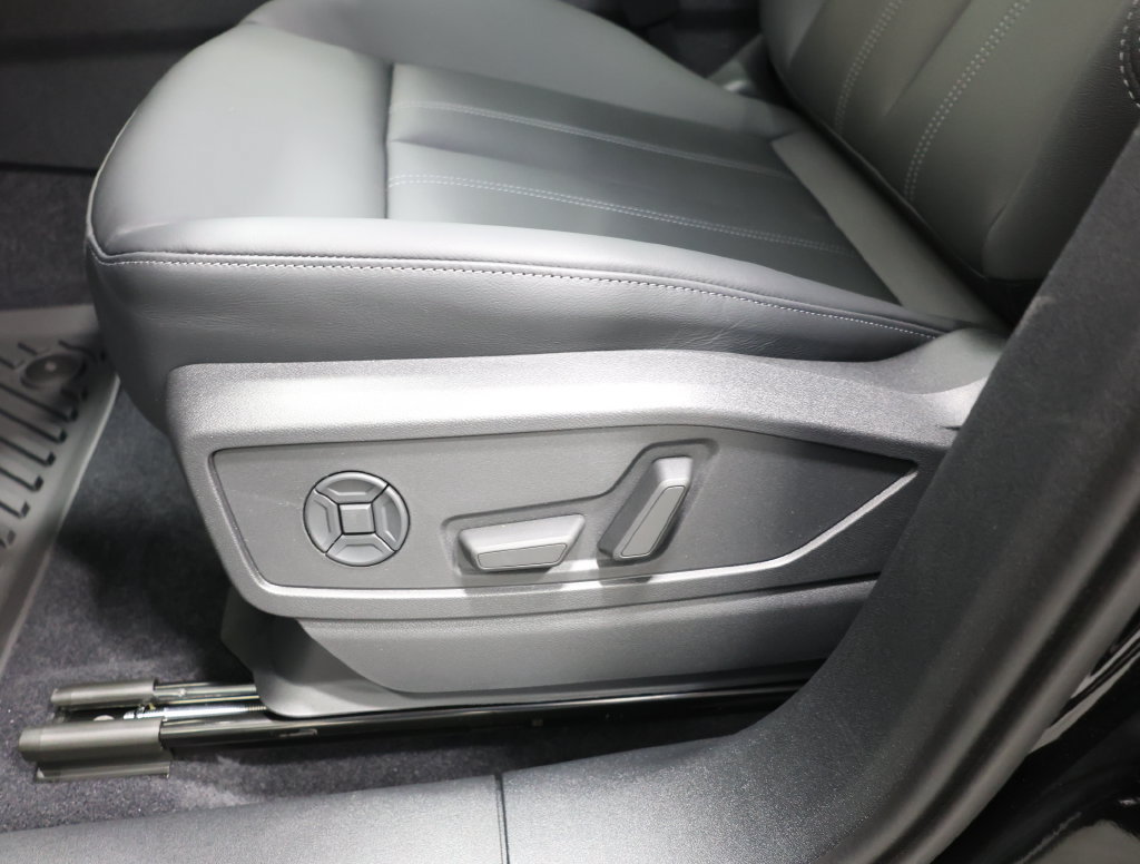 New 2026 Audi Q5 Premium Plus AWD/4WD image 14