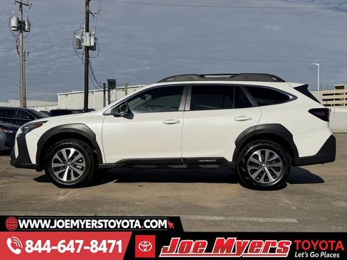 Used 2025 Subaru Outback Premium w/ Popular Package #1A image 6