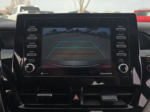 Used 2022 Toyota Camry SE image 22