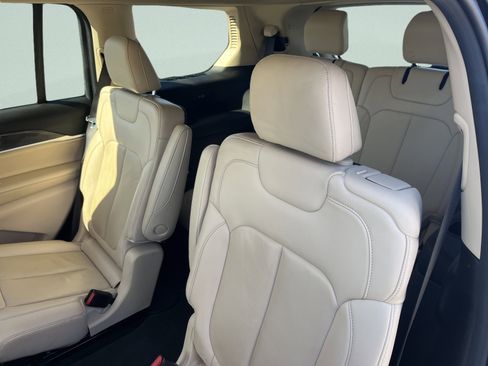 Used 2021 Jeep Grand Cherokee L Limited w/ MOPAR Finishing Package image 13