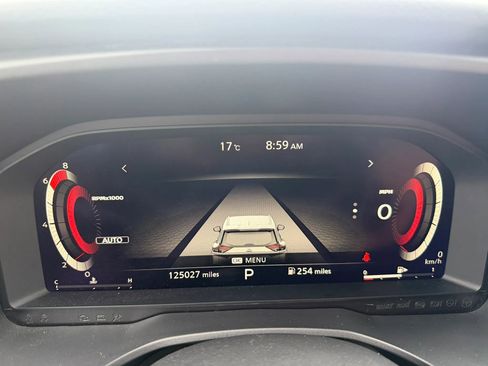 Used 2021 Nissan Rogue Platinum AWD/4WD image 10
