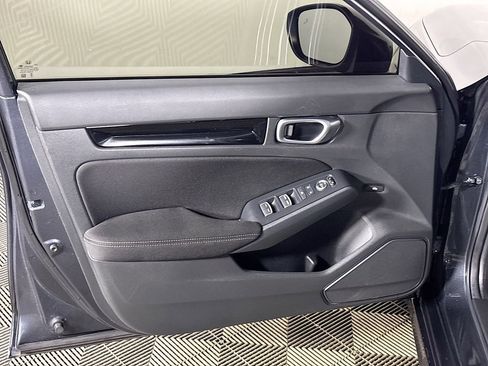 Certified 2023 Honda Civic EX image 11