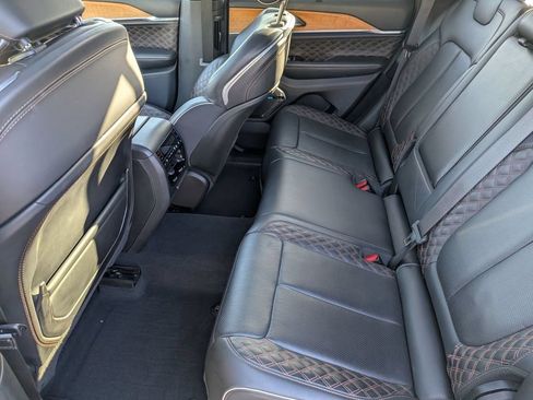 Used 2023 Jeep Grand Cherokee Summit AWD/4WD image 34
