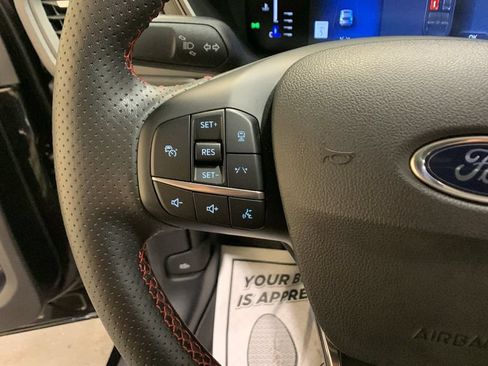 Used 2024 Ford Escape ST-Line w/ Tech Pack #1 AWD/4WD image 30