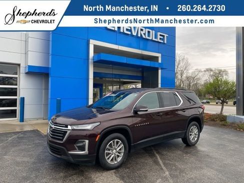 Used 2023 Chevrolet Traverse LT AWD/4WD image 1