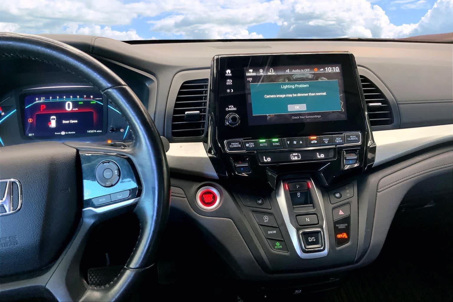 Used 2018 Honda Odyssey Touring image 15