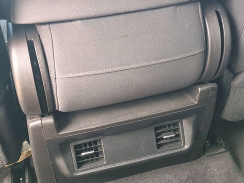 Used 2019 Chevrolet Silverado 1500 LT RWD image 16