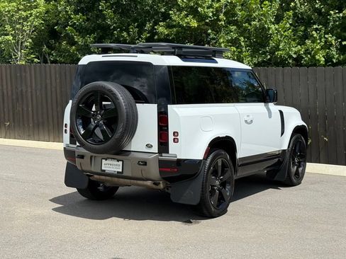 Certified 2022 Land Rover Defender 90 X-Dynamic SE AWD/4WD image 6