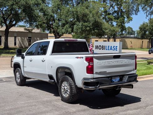 Used 2023 Chevrolet Silverado 2500 LT w/ Advanced Trailering Package AWD/4WD image 7
