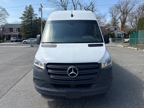 Used 2023 Mercedes-Benz Sprinter 2500 image 12