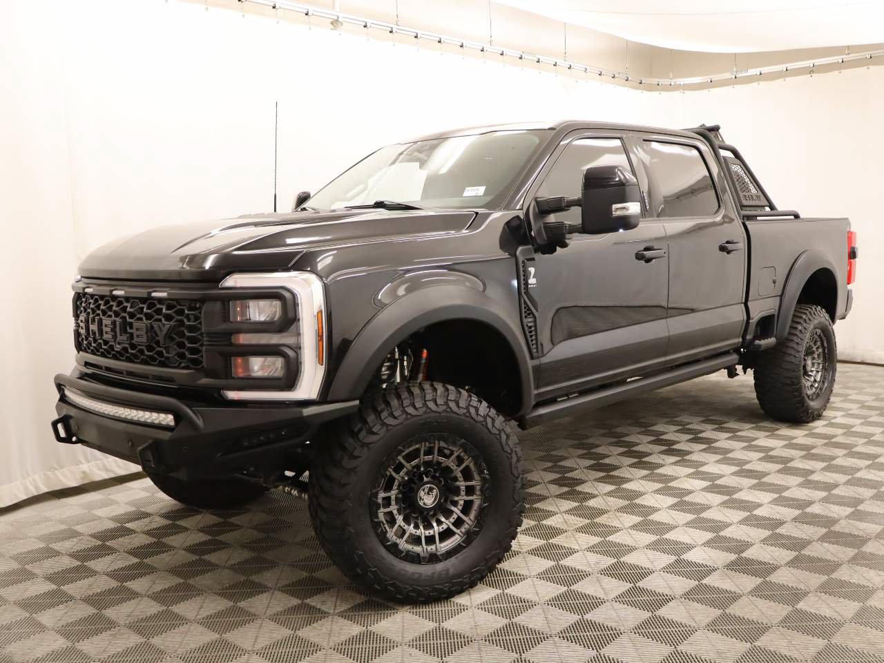 Used 2024 Ford F250 Lariat w/ Lariat Ultimate Package AWD/4WD image 1