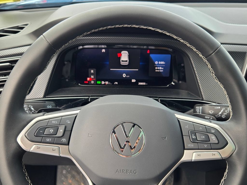 Used 2024 Volkswagen Atlas Cross Sport SEL AWD/4WD image 37