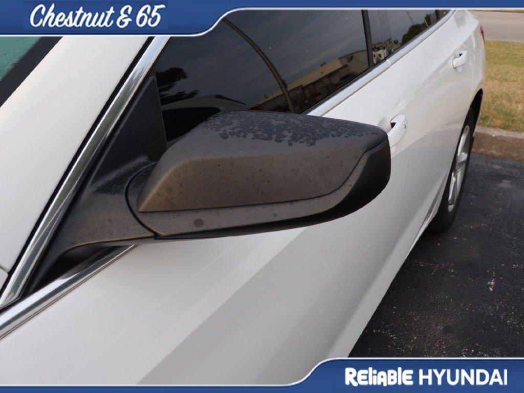 Used 2020 Chevrolet Malibu LS FWD image 13