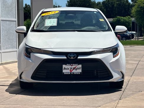 Certified 2024 Toyota Corolla LE FWD image 11