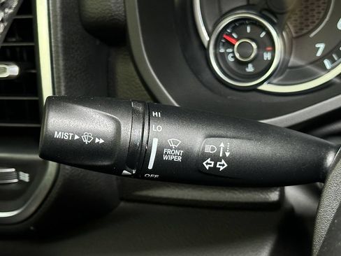 Used 2025 RAM 1500 Big Horn AWD/4WD image 33