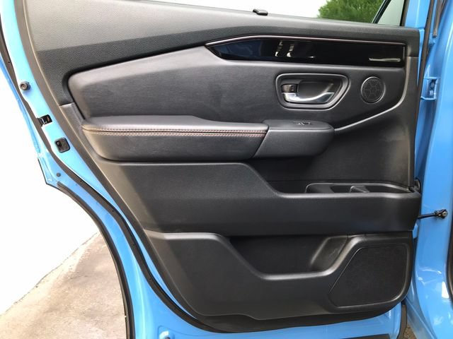 Used 2023 Honda Pilot TrailSport image 14