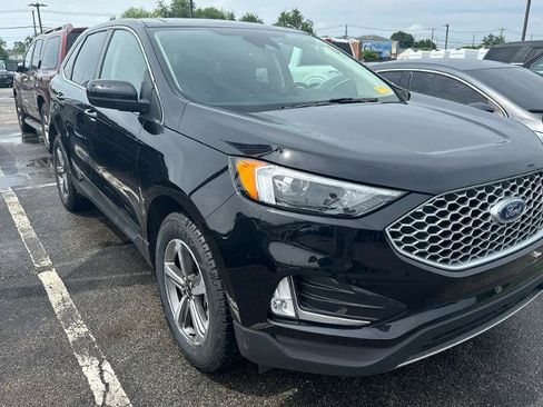 Certified 2024 Ford Edge SEL w/ Convenience Package AWD/4WD image 3