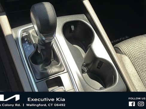 Used 2019 Hyundai Santa Fe SE AWD/4WD image 19