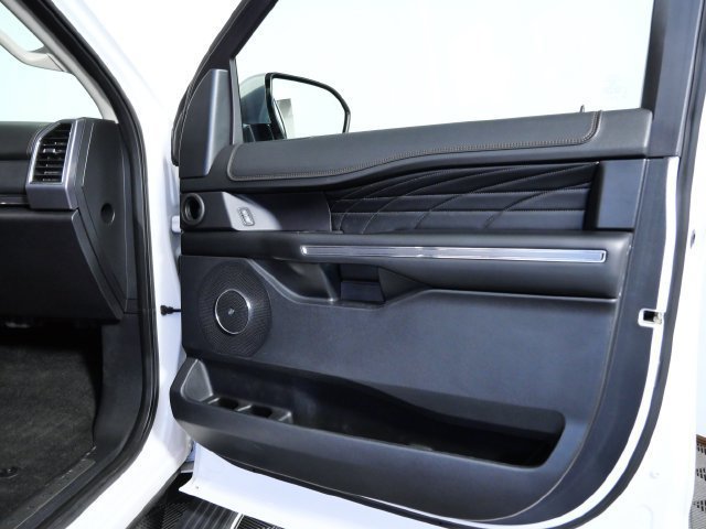 Used 2019 Ford Expedition Platinum AWD/4WD image 8