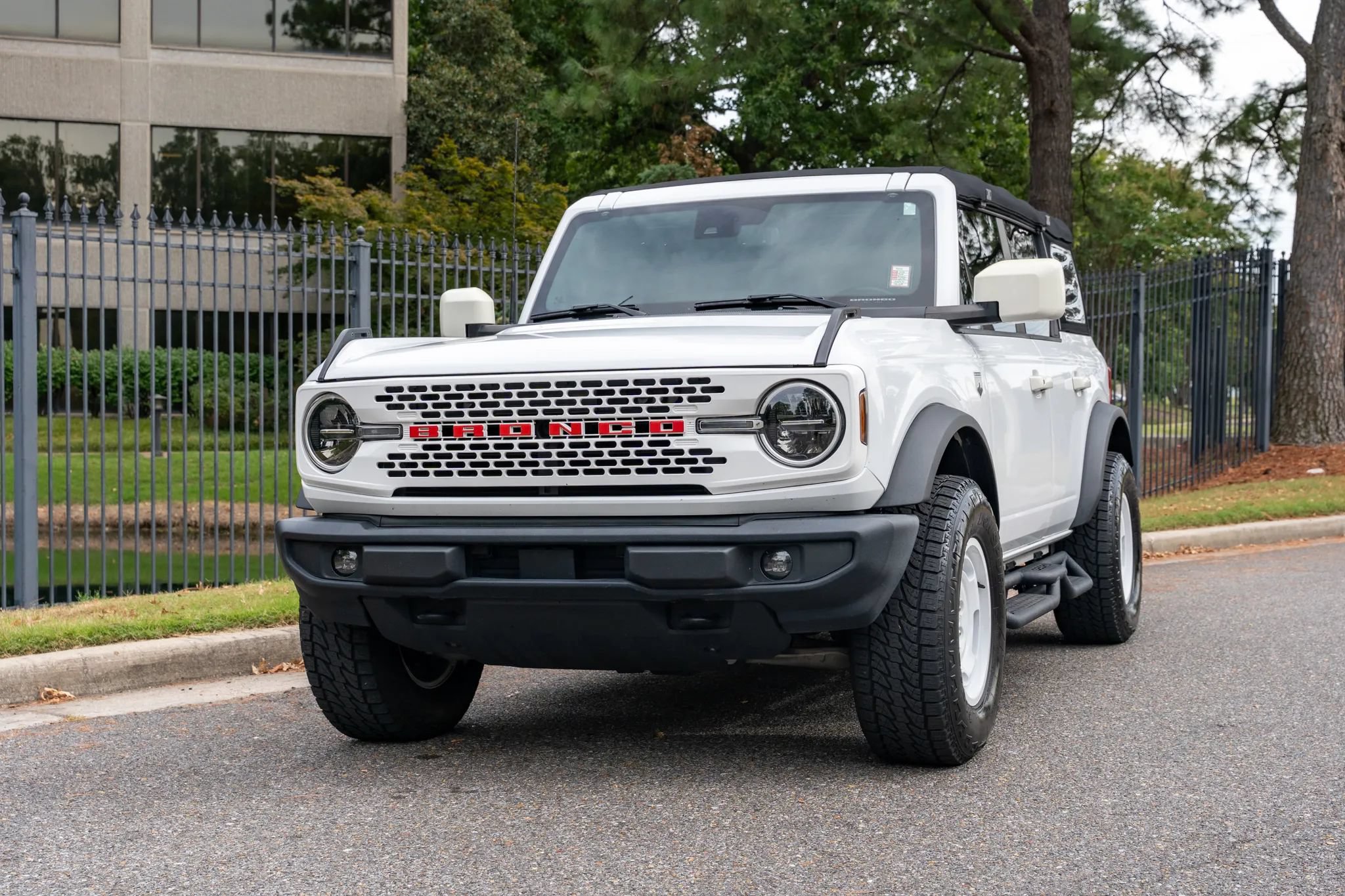 Used 2023 Ford Bronco Big Bend AWD/4WD image 2