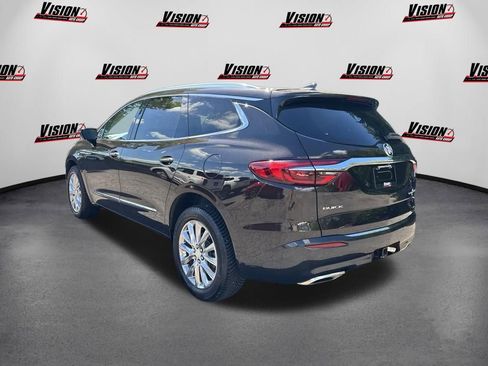 Used 2018 Buick Enclave Premium FWD image 3