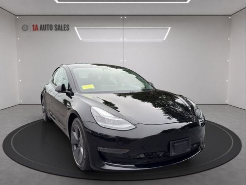Used 2021 Tesla Model 3 Long Range image 7