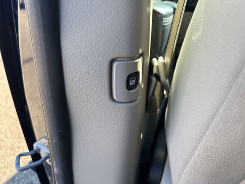 Used 2014 Dodge Grand Caravan SE w/ Quick Order Package 29E SE FWD image 25