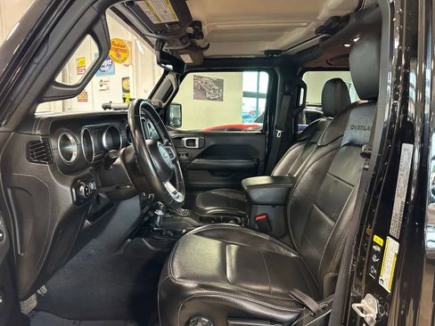Used 2021 Jeep Gladiator Overland w/ Popular Equipment Package image 13