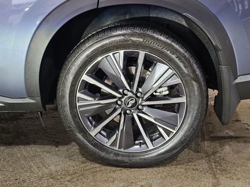 New 2026 INFINITI QX60 Luxe image 8