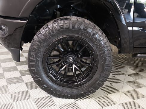 Used 2021 RAM 1500 Laramie AWD/4WD image 18