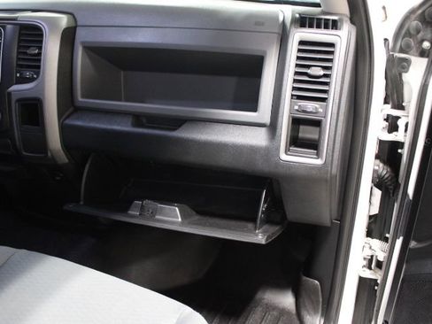 Used 2014 RAM 1500 Express image 23