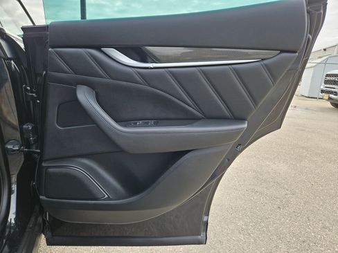 Used 2019 Maserati Levante S image 26