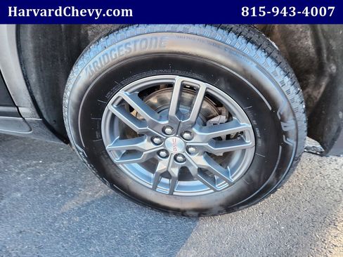 Used 2025 GMC Acadia Elevation image 45