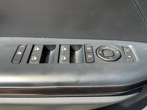New 2026 Kia K4 FWD image 23