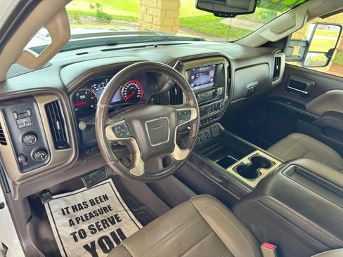 Used 2015 GMC Sierra 3500 Denali w/ Duramax Plus Package image 11