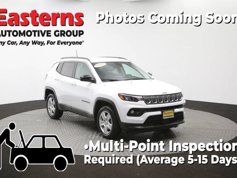 Used 2022 Jeep Compass Latitude w/ Convenience Group AWD/4WD image 49