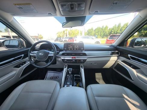 Used 2020 Kia Telluride S FWD image 15