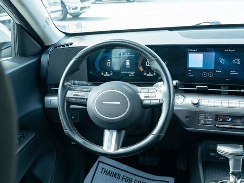 Used 2025 Hyundai Kona SEL AWD/4WD image 31