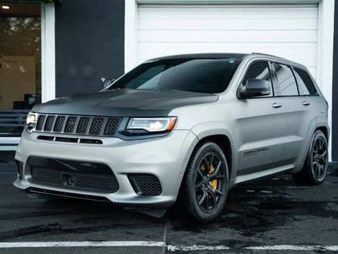 Used 2020 Jeep Grand Cherokee Trackhawk w/ Trailer Tow Group IV AWD/4WD image 3