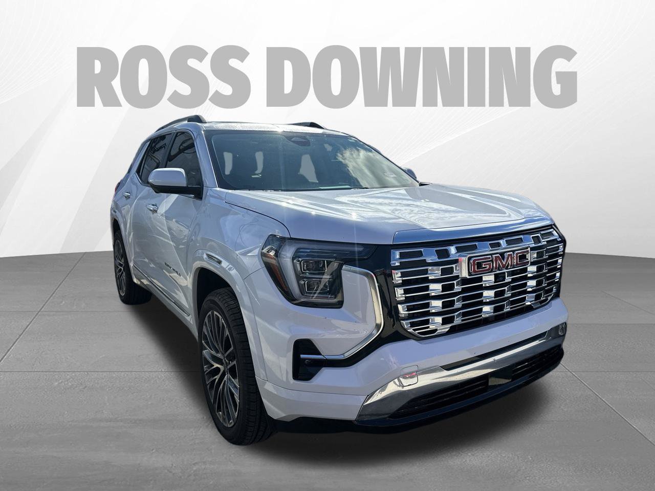Used 2026 GMC Terrain Denali AWD/4WD image 3