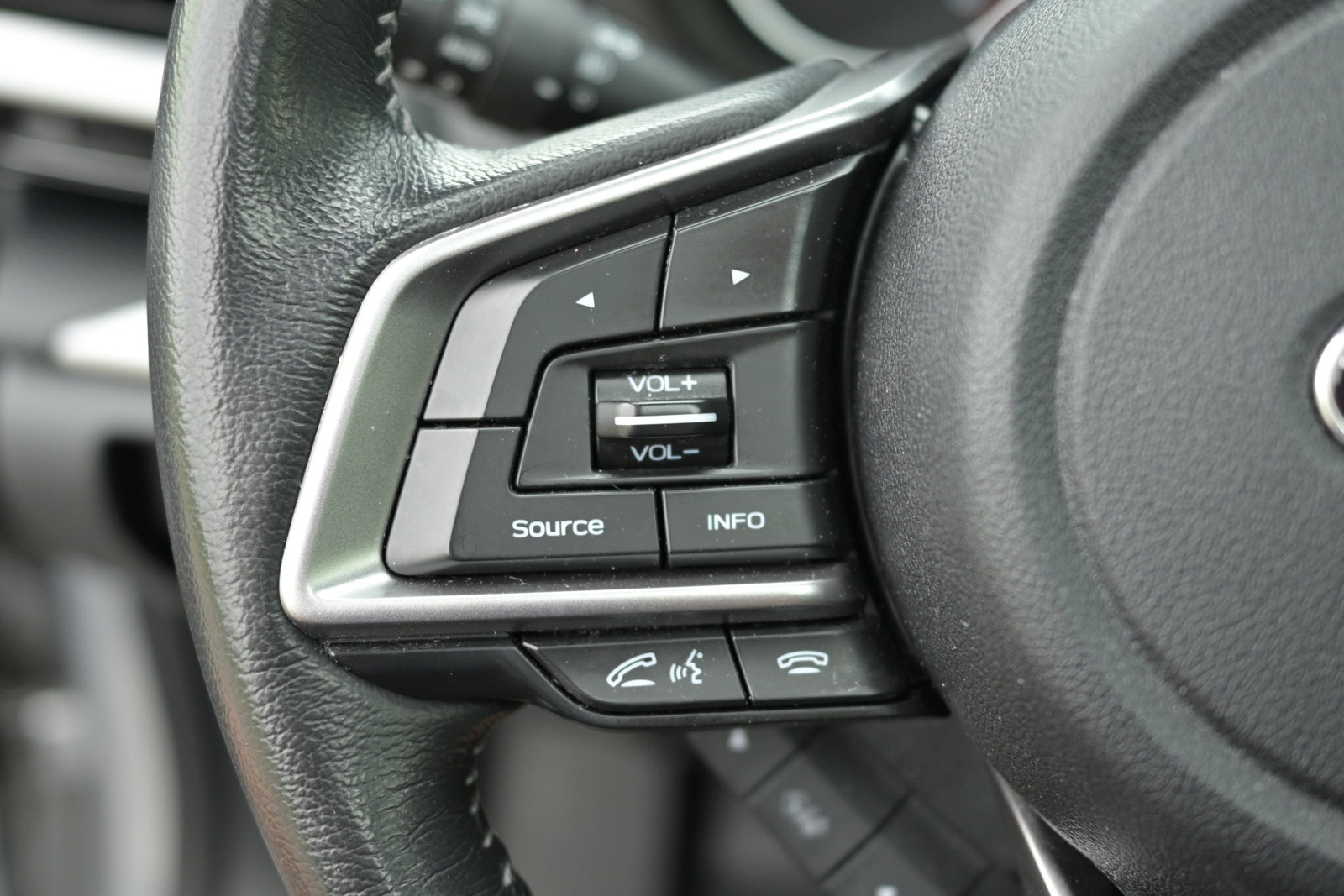 Used 2022 Subaru Forester Premium AWD/4WD image 34