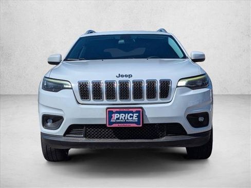 Used 2019 Jeep Cherokee Latitude w/ Popular Appearance Group AWD/4WD image 2