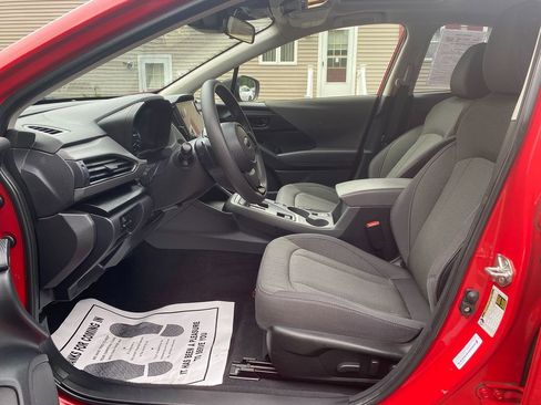 Used 2024 Subaru Crosstrek 2.0i Premium image 12