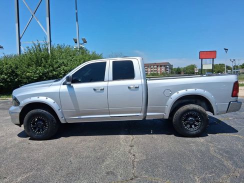 Used 2010 Dodge Ram 1500 Truck SLT w/ SLT Plus D←cor Group AWD/4WD image 5