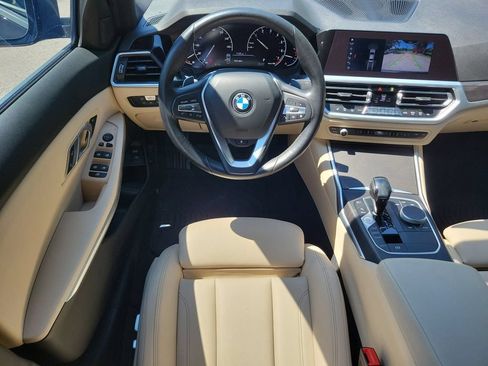 Used 2019 BMW 330i xDrive Sedan w/ Convenience Package AWD/4WD image 18